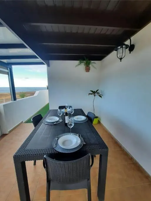 Casa Vista Mar. Daire Tinajo